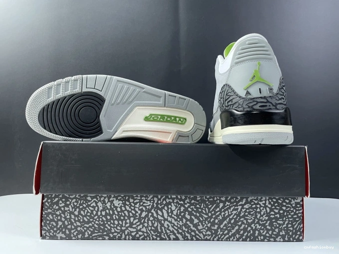Jordan 136064-006 Air Retro Chlorophyll 3 0716